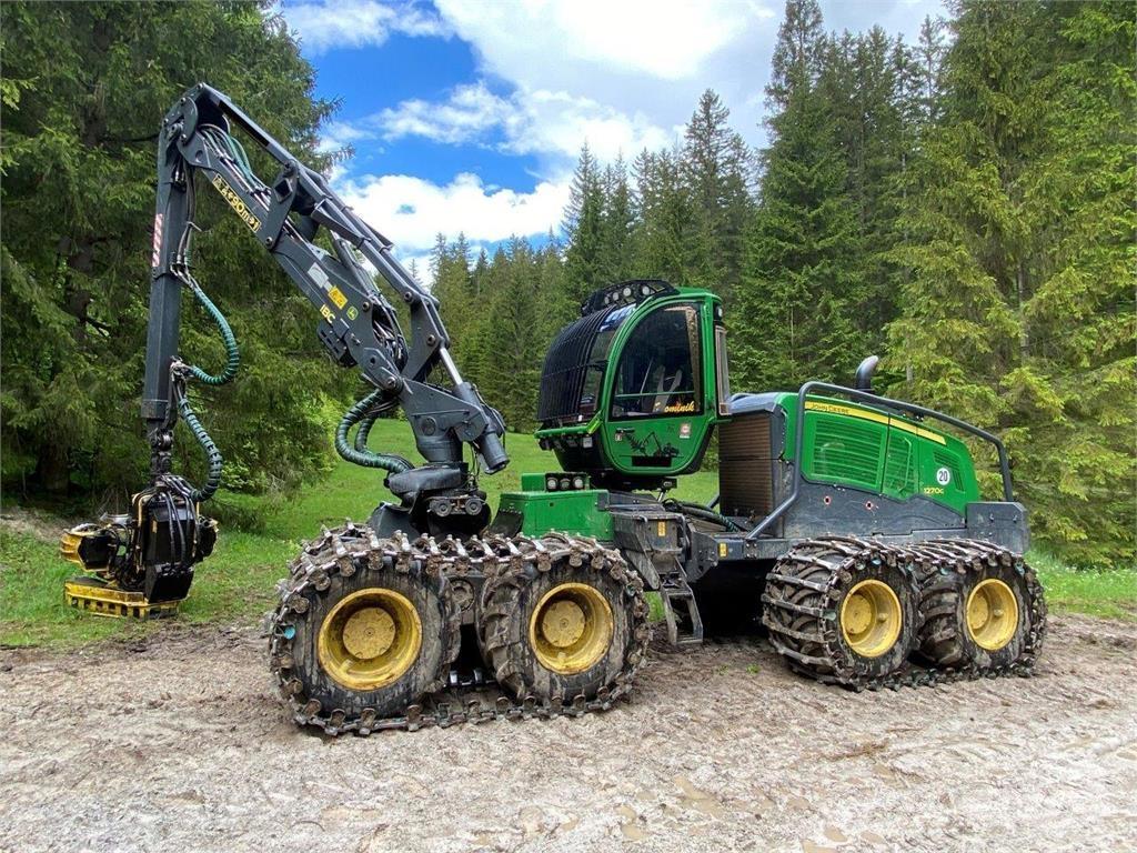 John Deere 1270 G Skördare