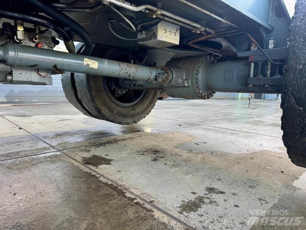 Liebherr A 924 C Avfalls / industri hantering