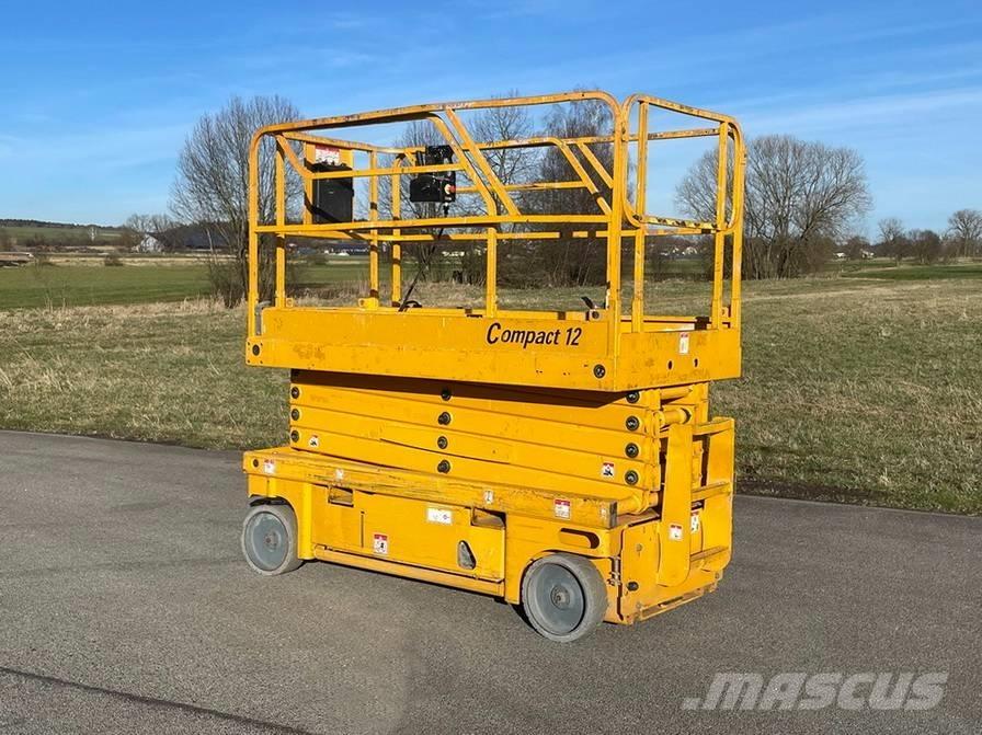 Haulotte Compact 12 Saxliftar