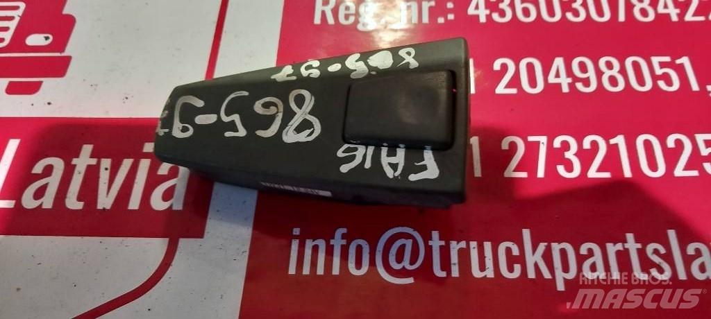Volvo FH 12.  20568858 Hytter och interiör