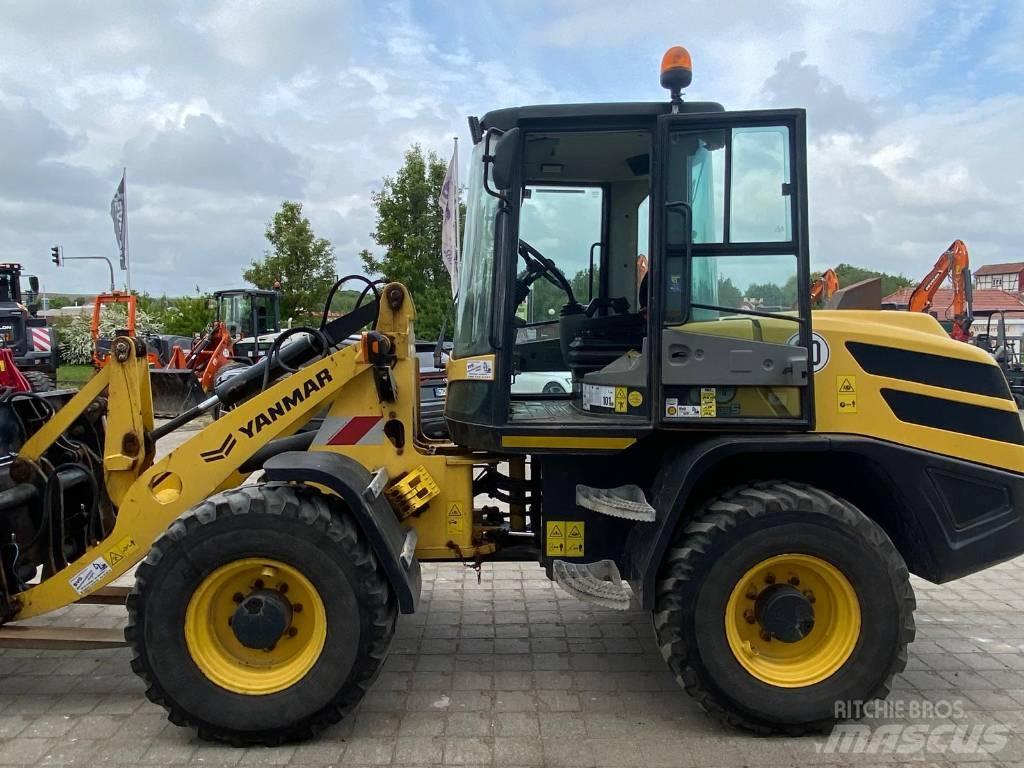 Yanmar V100 Hjullastare