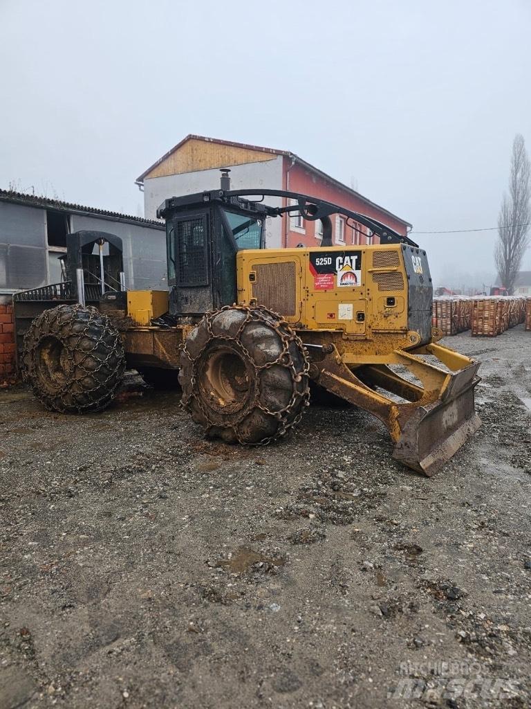 CAT 525 D Lunnare