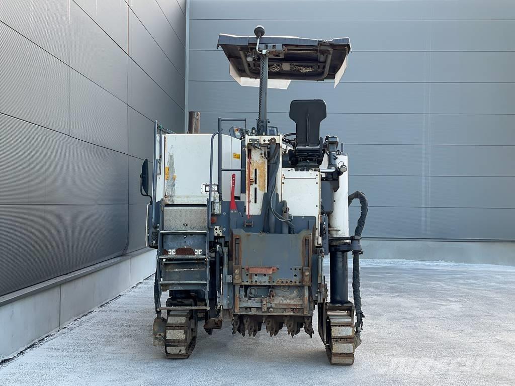 Wirtgen W 100 CFI Asfaltskallfräsmaskiner