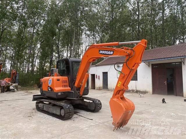 Doosan DX80 Minigrävare < 7t