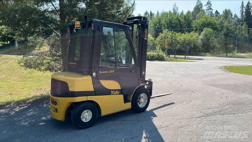 Yale GDP 25 VX Dieselmotviktstruckar