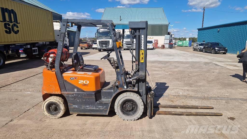 Doosan G 20 G Gasolmotviktstruckar