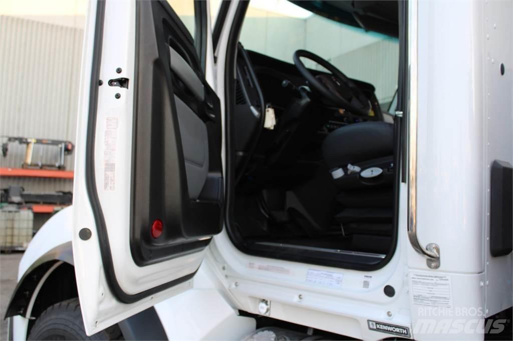 BIK HL 70T Kranbilar