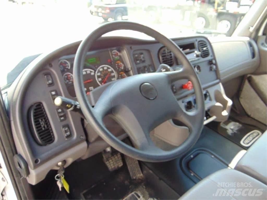 PM PL 74 Kranbilar