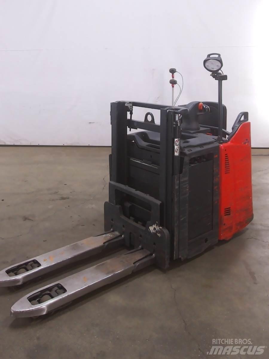 Linde D12HPSP Staplare-led