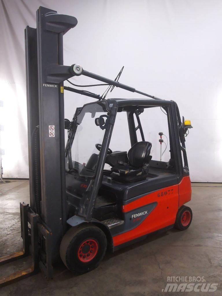 Linde E30L-01 Elmotviktstruckar