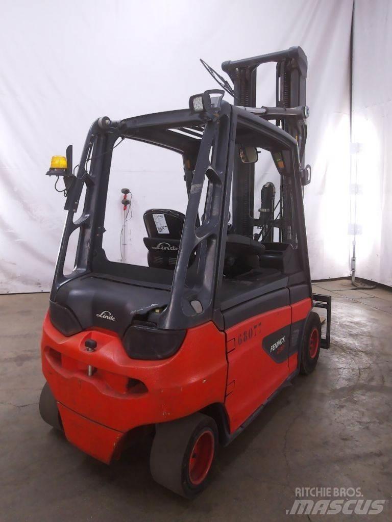 Linde E30L-01 Elmotviktstruckar