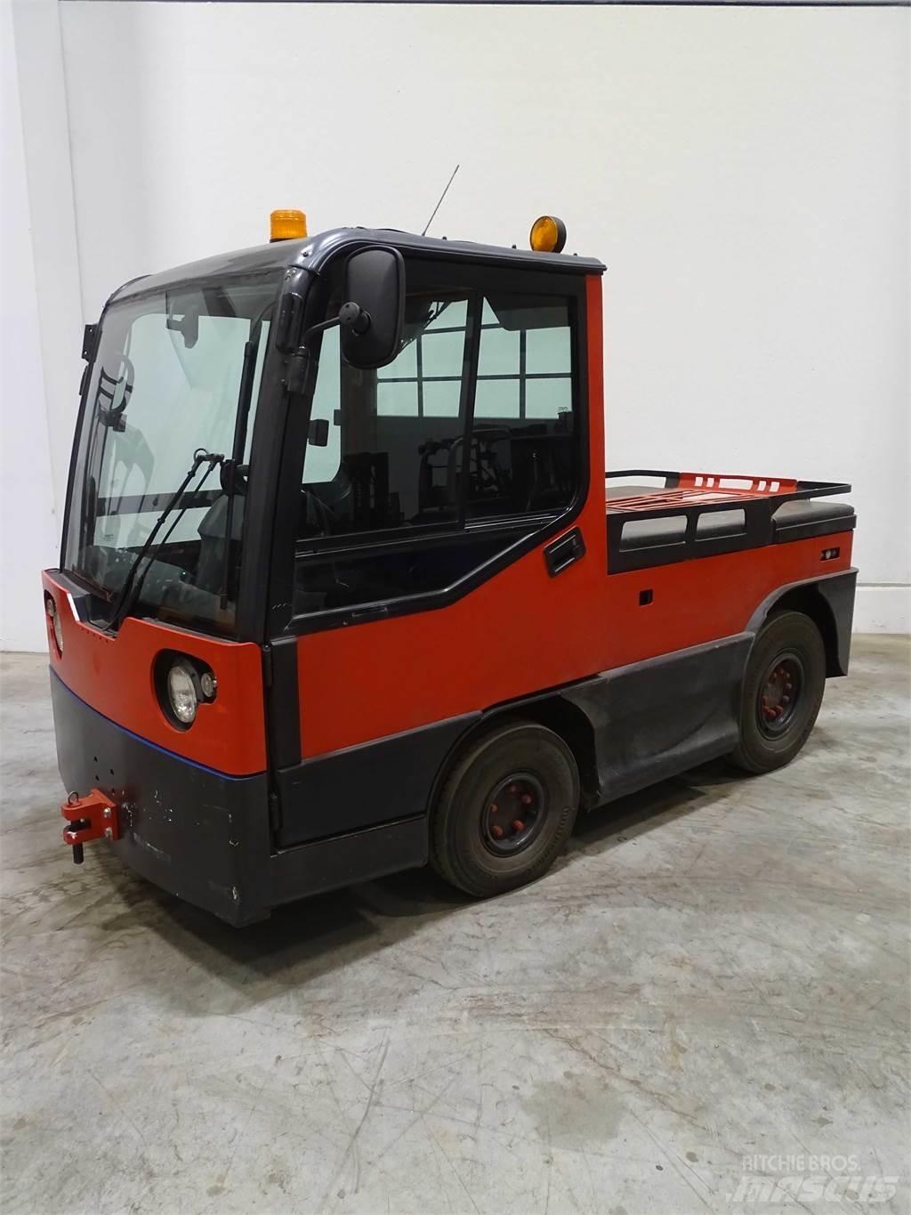 Linde P250 Dragtruck