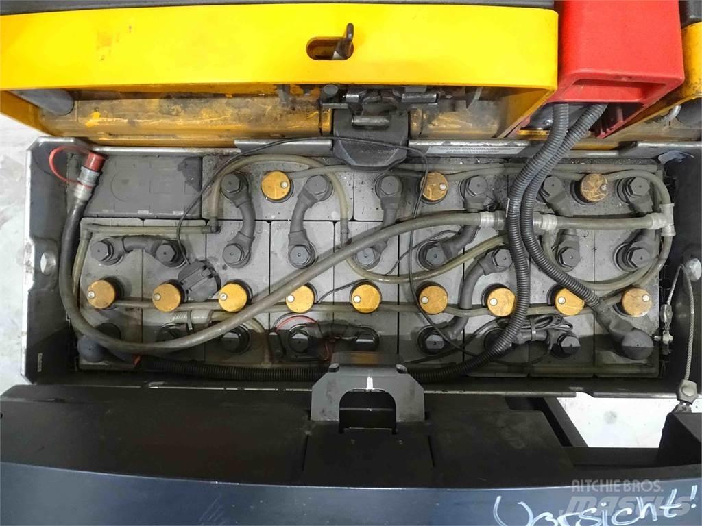 Still CX-T Dragtruck