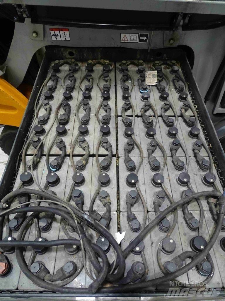 Still RX60-25/600 Elmotviktstruckar