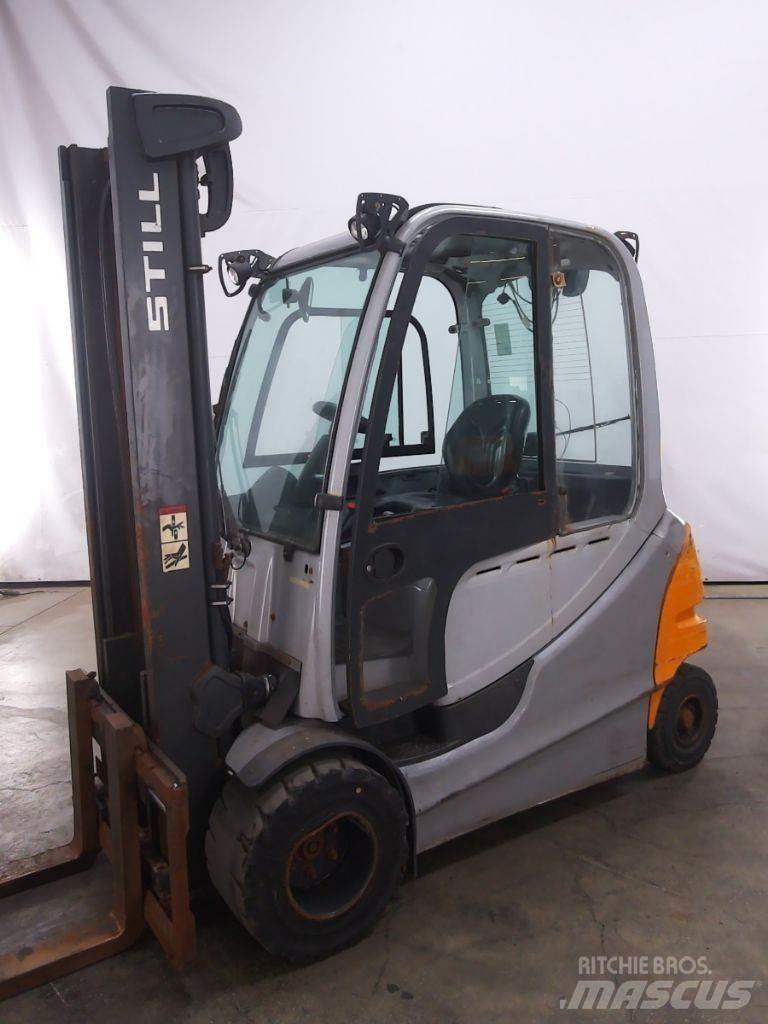 Still RX60-35 Elmotviktstruckar