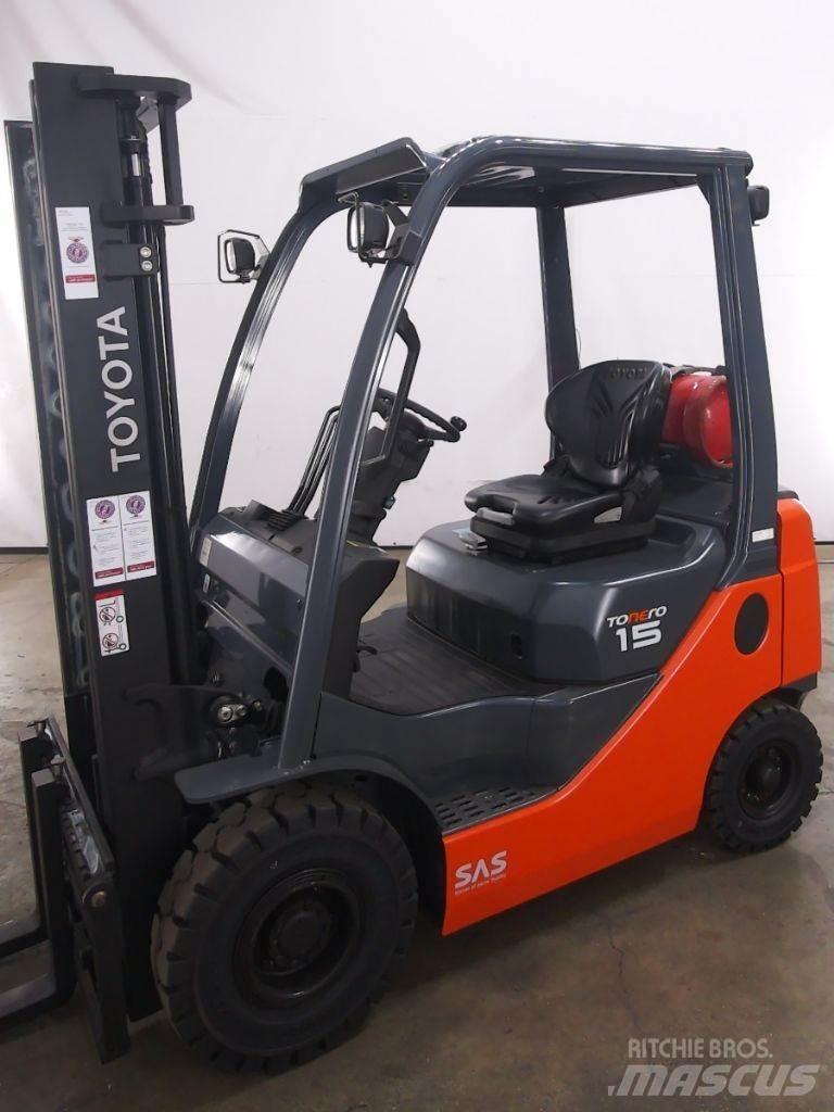 Toyota 02-8FGF15 Gasolmotviktstruckar