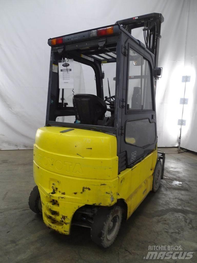Toyota 7FBMF25 Elmotviktstruckar