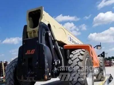 JLG 1055 Teleskoplastare