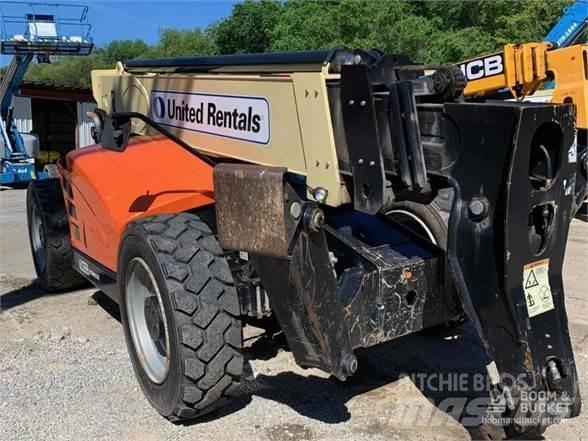JLG 1055 Teleskoplastare