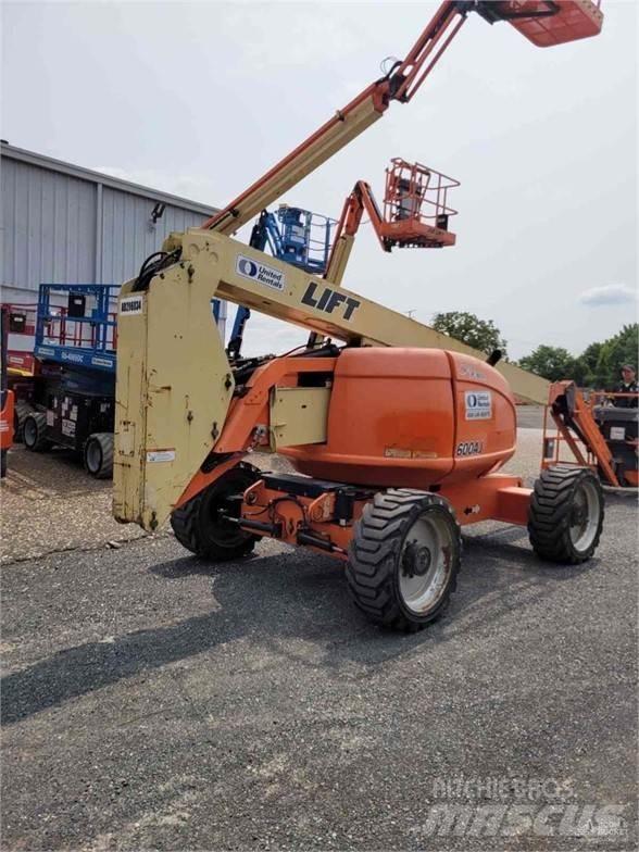 JLG 600AJ Bomliftar