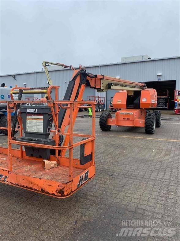 JLG 660SJ Teleskop bomliftar