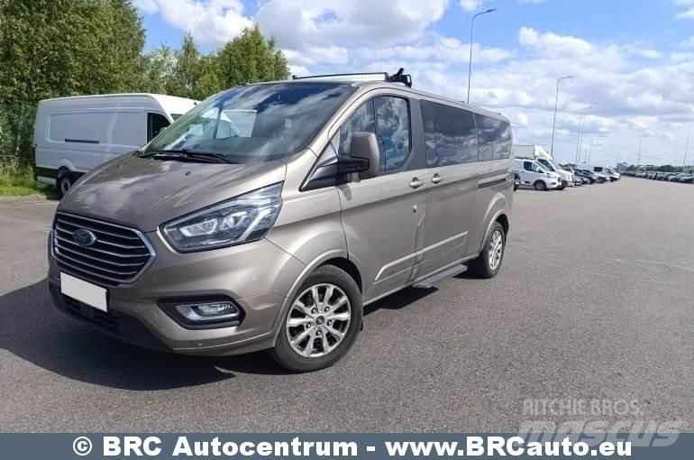 Ford Tourneo Custom Minibussar