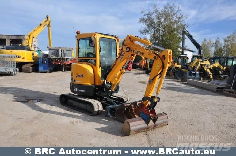 Hyundai R25Z-9AK Minigrävare < 7t