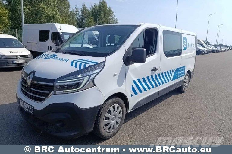 Renault Trafic Minibussar