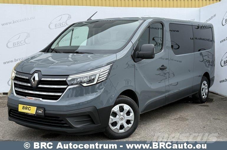 Renault Trafic Minibussar