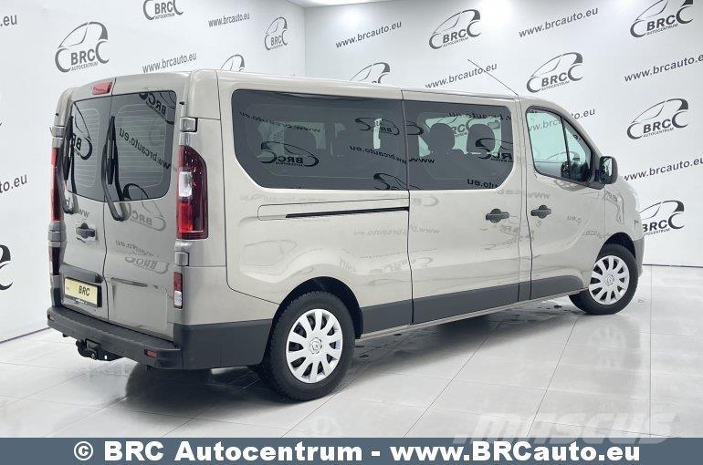 Renault Trafic Minibussar