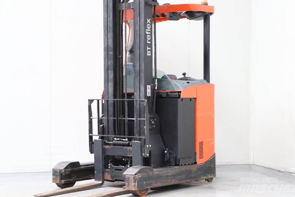 BT RRE160 Skjutstativtruck