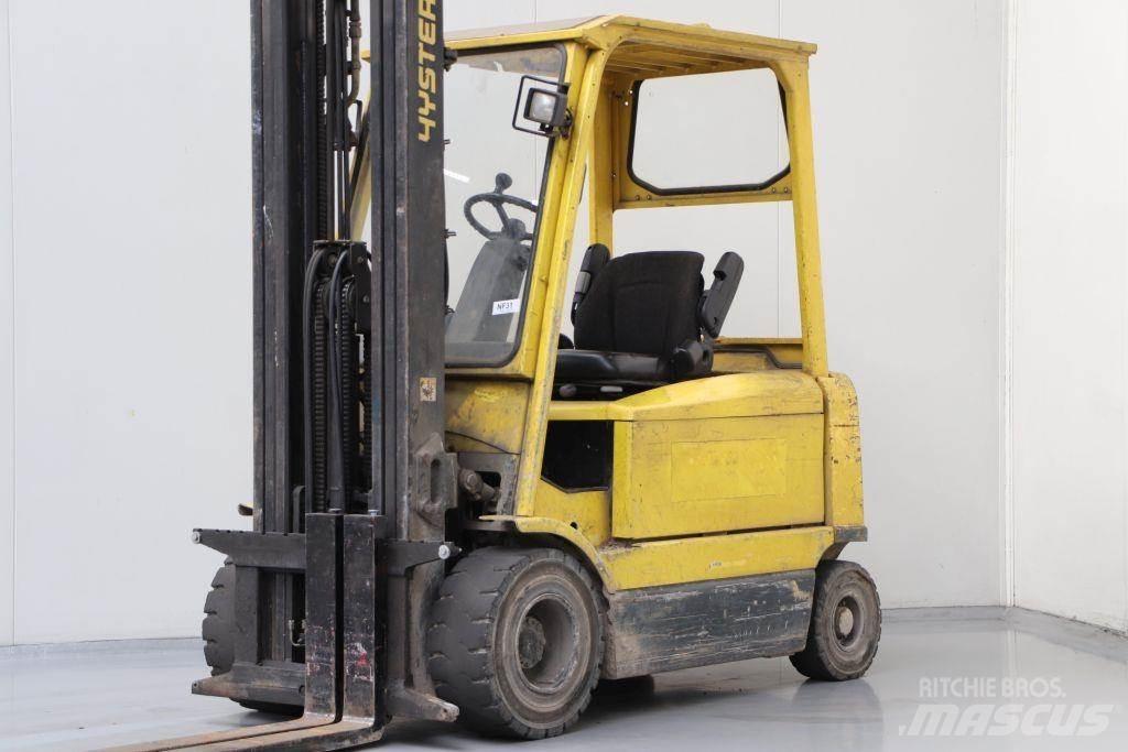 Hyster J3.00XM Elmotviktstruckar