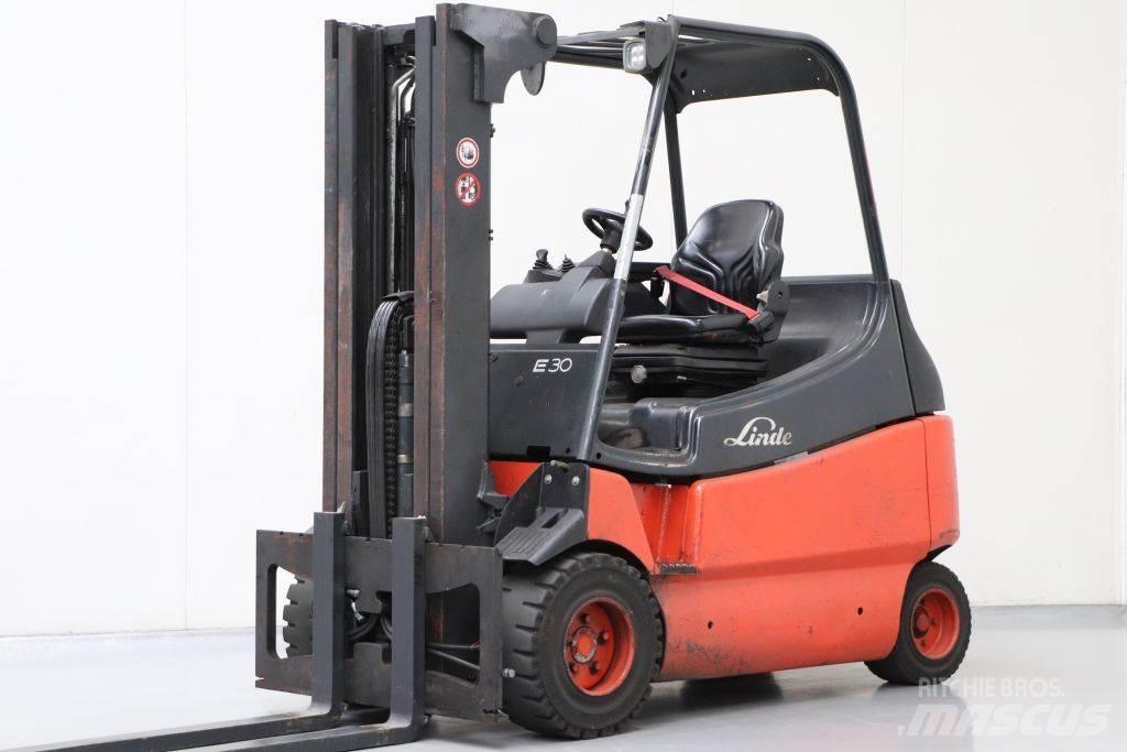 Linde E30/600-02 Elmotviktstruckar