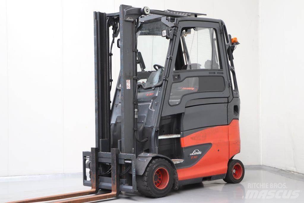 Linde E30HL-01/600 Elmotviktstruckar