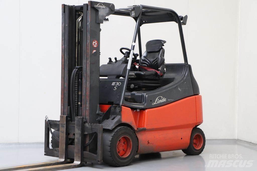 Linde E30S-03/600 Elmotviktstruckar