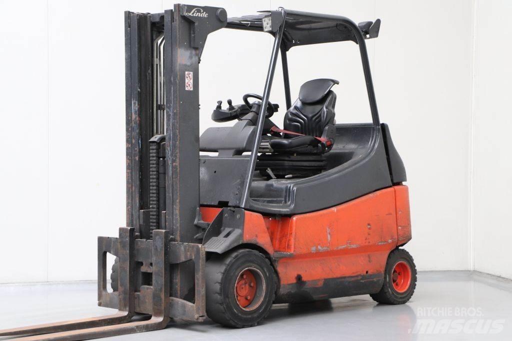Linde E30S-03/600 Elmotviktstruckar