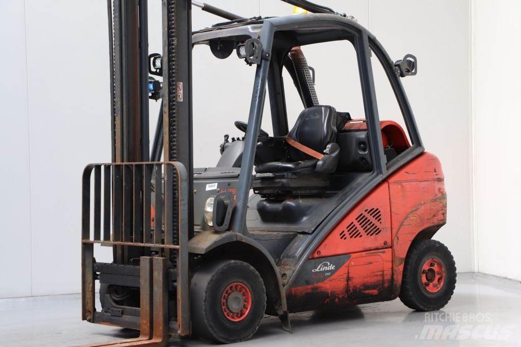 Linde H25T-02 Gasolmotviktstruckar