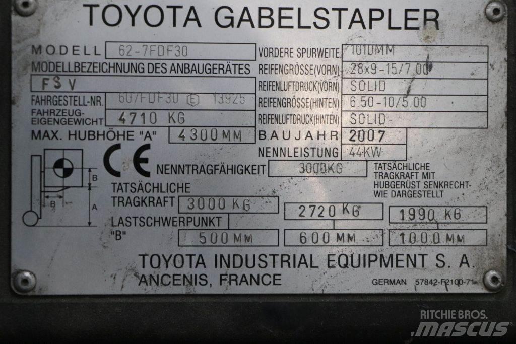 Toyota 62-7FDF30 Dieselmotviktstruckar