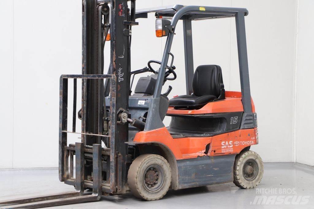 Toyota 7FB15 Elmotviktstruckar