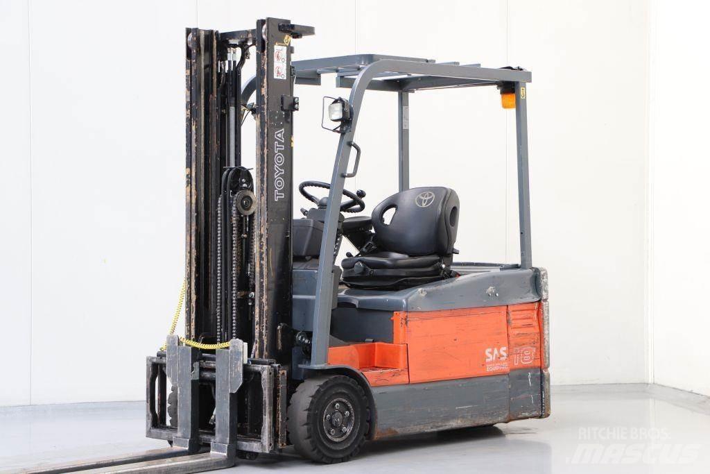 Toyota 7FBEF18 Elmotviktstruckar