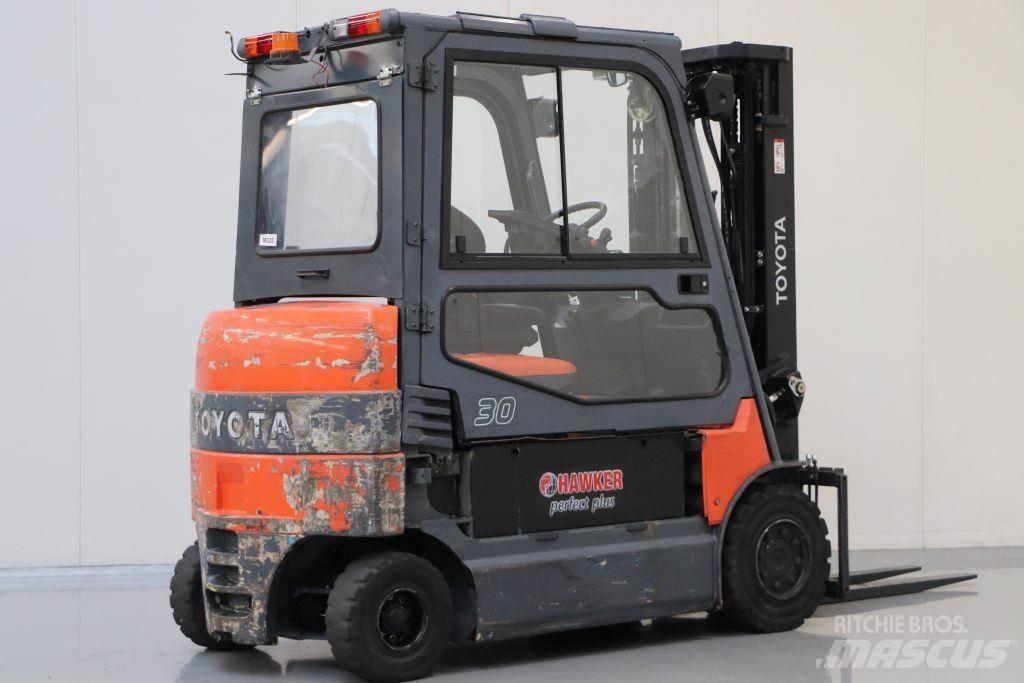 Toyota 7FBMF30 Elmotviktstruckar