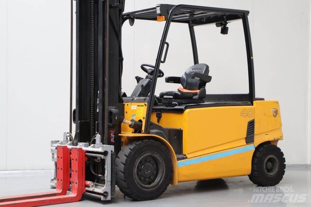 UniCarriers 40B-9 Elmotviktstruckar