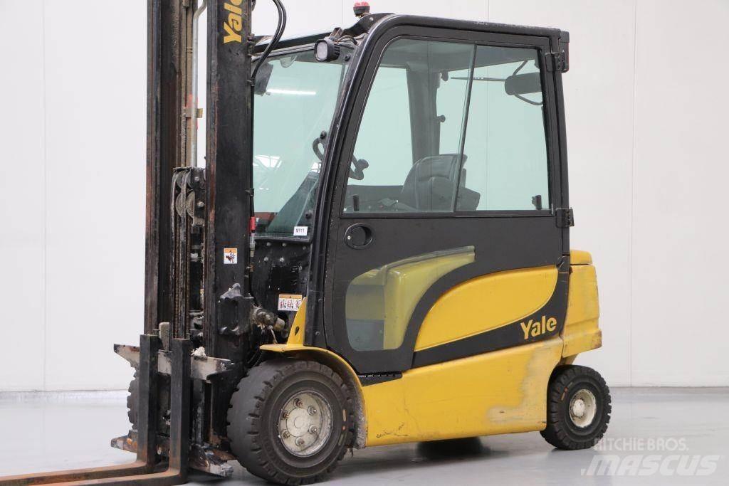 Yale ERP30VL Elmotviktstruckar