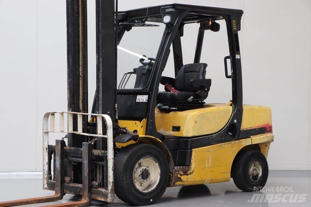 Yale GDP35VX Dieselmotviktstruckar