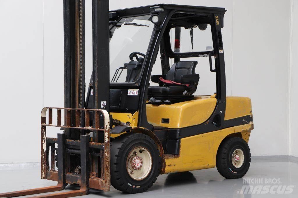Yale GDP35VX Dieselmotviktstruckar