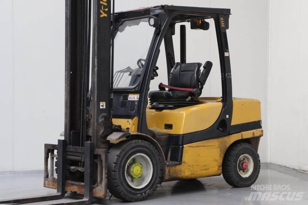 Yale GDP35VX Dieselmotviktstruckar
