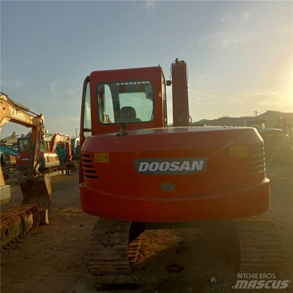 Doosan DH 70 Bandgrävare
