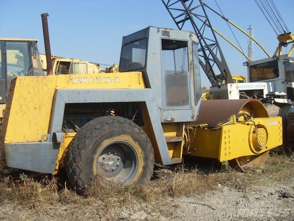 Bomag 217D Envalsvältar