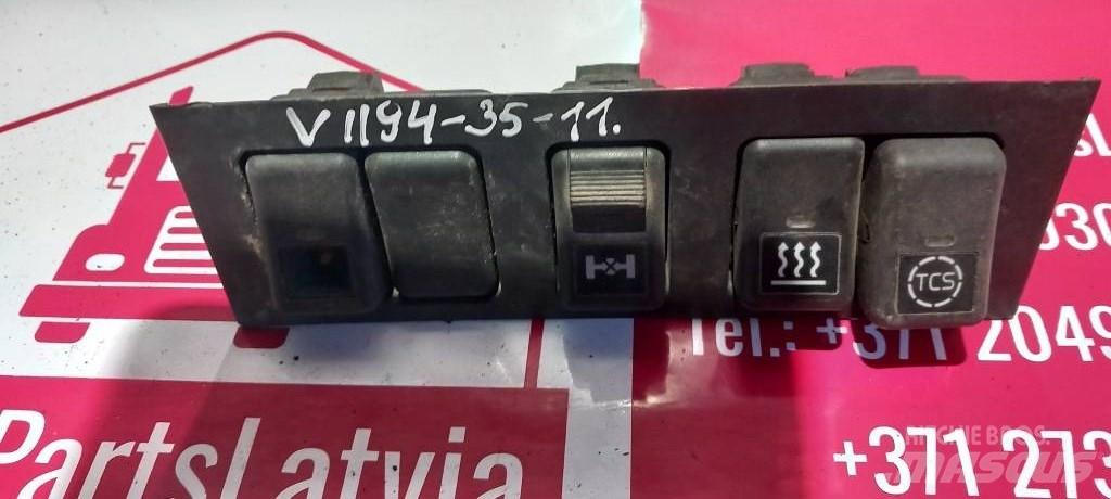 Volvo FH 12. 3175615 Hytter och interiör