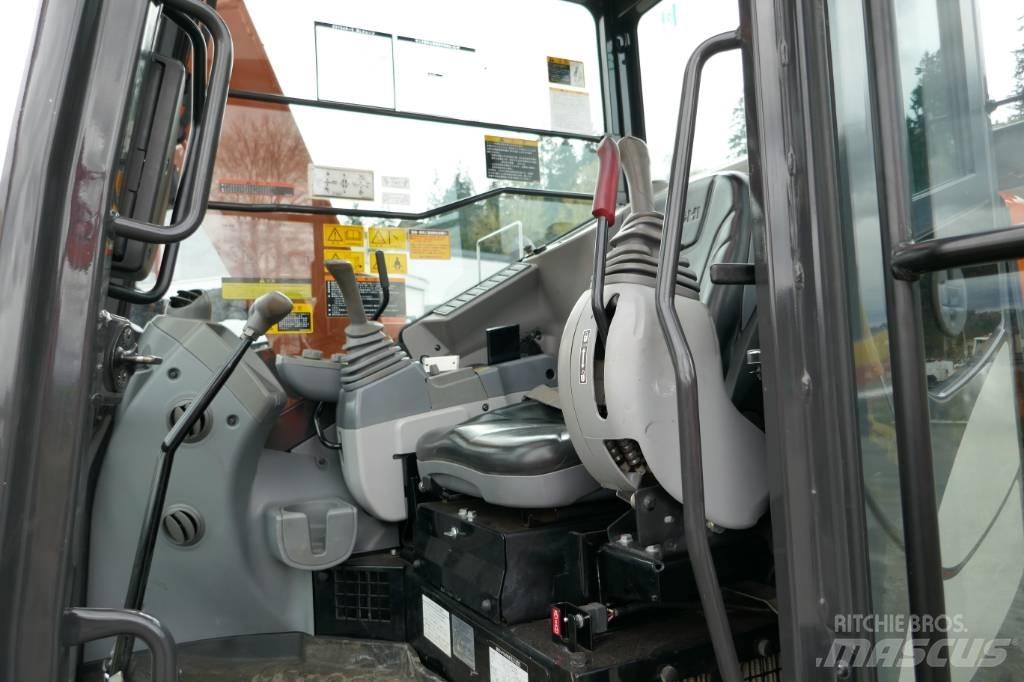 Hitachi ZX75UR-5B Bandgrävare